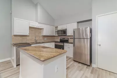 132 April Point Drive N, Conroe, TX 77356 - Photo 23