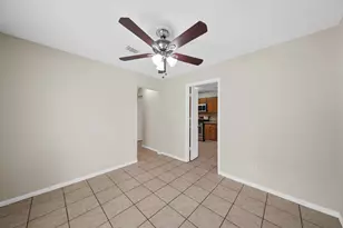 722 Regency Ct, Friendswood, TX 77546 - Photo 19