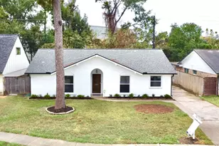 1415 Mapleton Dr, Houston, TX 77043 - Photo 1