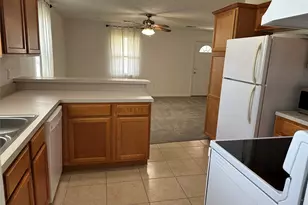 107 Grover St, Ellinger, TX 78938 - Photo 3