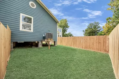 1314 W Willis Street #A, Alvin, TX 77511 - Photo 19