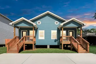 1314 W Willis St, Alvin, TX 77511 - Photo 47