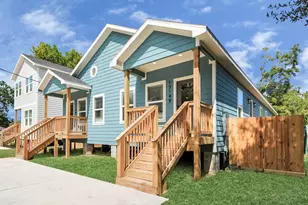 1314 W Willis St, Alvin, TX 77511 - Photo 49