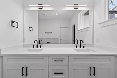 953 Highland Light Lane, Houston, TX 77091 - Photo 33