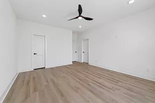 953 Highland Lgt Ln, Houston, TX 77091 - Photo 29