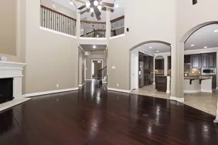95 W Hullwood Cir, The Woodlands, TX 77389 - Photo 19