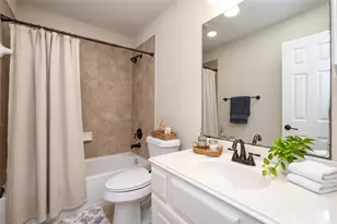 95 W Hullwood Cir, The Woodlands, TX 77389 - Photo 33