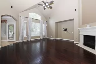 95 W Hullwood Cir, The Woodlands, TX 77389 - Photo 21