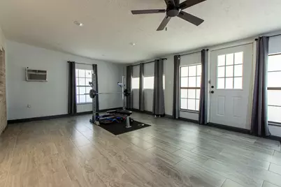 2522 Lower Valley Drive, Houston, TX 77067 - Photo 13