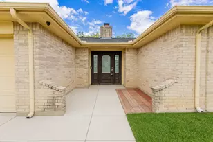 2522 Lower Valley Dr, Houston, TX 77067 - Photo 3