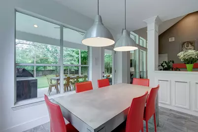 3 Vincent Court, The Woodlands, TX 77382 - Photo 9