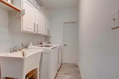 3 Vincent Court, The Woodlands, TX 77382 - Photo 17
