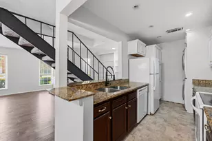 5534 Beverly Hill St, Houston, TX 77056 - Photo 7