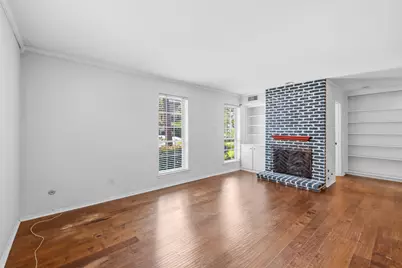 5534 Beverlyhill Street #8, Houston, TX 77056 - Photo 5