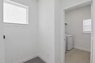 11404 Irish River Dr, Houston, TX 77047 - Photo 43