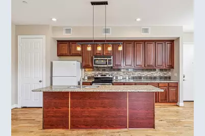 314 W Bell Street, Houston, TX 77019 - Photo 5