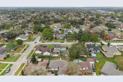 10706 Sagegreen Drive, Houston, TX 77089 - Photo 33