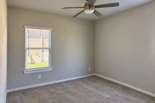 14132 Lake Lodge Dr, Conroe, TX 77384 - Photo 7