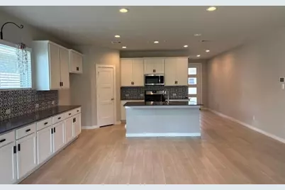 14132 Lake Lodge Drive, Conroe, TX 77384 - Photo 5