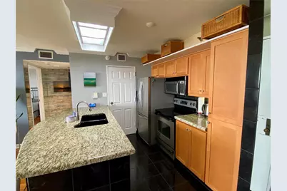 5220 Seawall Boulevard #634, Galveston, TX 77551 - Photo 5