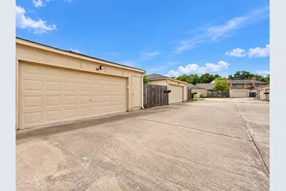 54 T Huxley Lane, Missouri City, TX 77459 - Photo 7