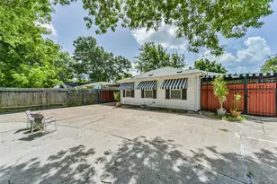 8064 Milredge St, Houston, TX 77017 - Photo 5