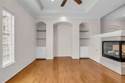 2123 Stacy Knoll, Houston, TX 77008 - Photo 7