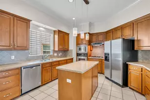 2123 Stacy Knoll, Houston, TX 77008 - Photo 11
