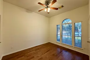 4506 Springfield Lakes St, Sugar Land, TX 77479 - Photo 5