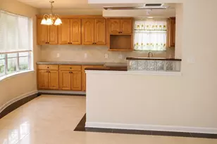 10911 Sageleaf Ln, Houston, TX 77089 - Photo 3