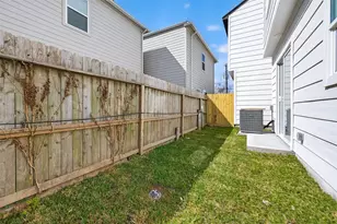967 Highland Lgt Ln, Houston, TX 77091 - Photo 33