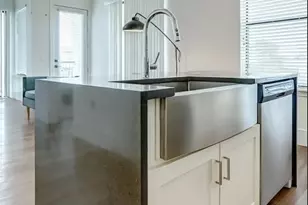 1508 Blodgett St, Houston, TX 77004 - Photo 7