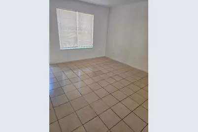 600 Hilliard Street #2, Conroe, TX 77301 - Photo 5