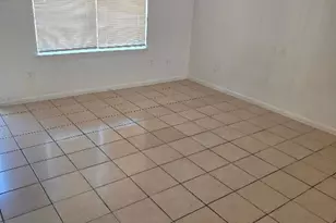 600 Hilliard St, Conroe, TX 77301 - Photo 5