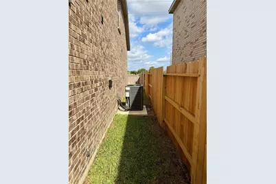 28750 Texas Plains Drive, Hockley, TX 77447 - Photo 5