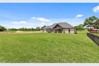 15408 Sandtrap Drive, Waller, TX 77484 - Photo 33