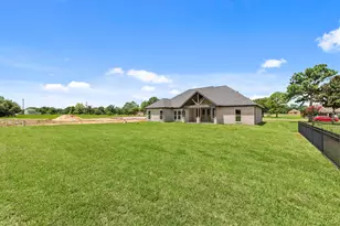 15408 Sandtrap Dr, Waller, TX 77484 - Photo 33