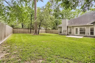 18 Endor Forest Pl, The Woodlands, TX 77382 - Photo 45