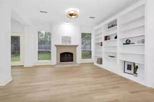 18 Endor Forest Pl, The Woodlands, TX 77382 - Photo 15