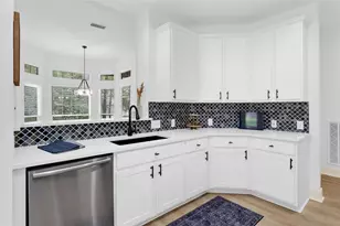 18 Endor Forest Pl, The Woodlands, TX 77382 - Photo 25