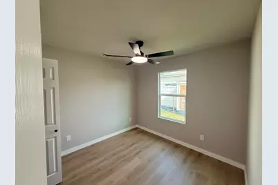 7909 Ford Street, Houston, TX 77012 - Photo 5