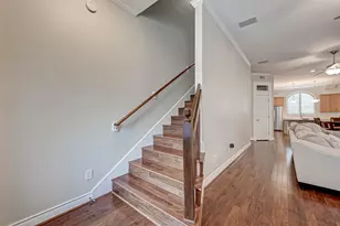 106 Detering St, Houston, TX 77007 - Photo 5