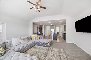 322 Upland Grv Trl, Rosharon, TX 77583 - Photo 15