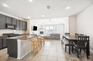 322 Upland Grv Trl, Rosharon, TX 77583 - Photo 7