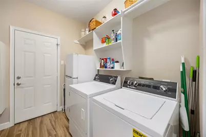 5498 Appleblossom Lane, Friendswood, TX 77546 - Photo 15