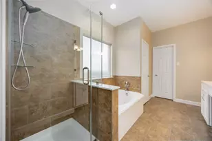 5498 Apple Blossom Ln, Friendswood, TX 77546 - Photo 21