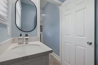 4702 Avenue N 1/2, Galveston, TX 77551 - Photo 11
