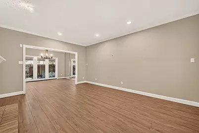 11711 Memorial Drive #13, Houston, TX 77024 - Photo 7