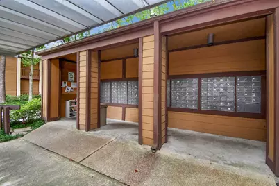 11711 Memorial Drive #13, Houston, TX 77024 - Photo 43