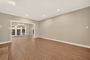 11711 Memorial Dr, Houston, TX 77024 - Photo 5